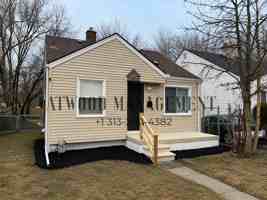 featured image of 8283 Vaughan St