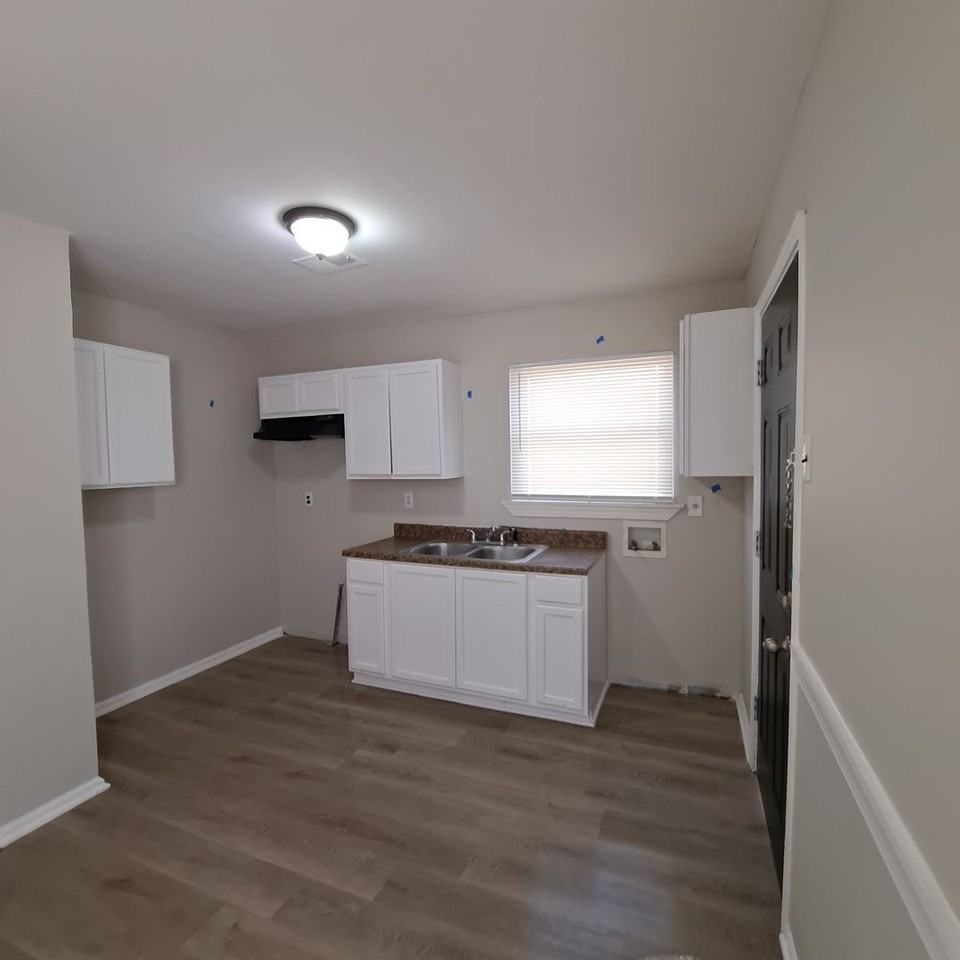 2591 Callie Rd - Photo 3 of 14