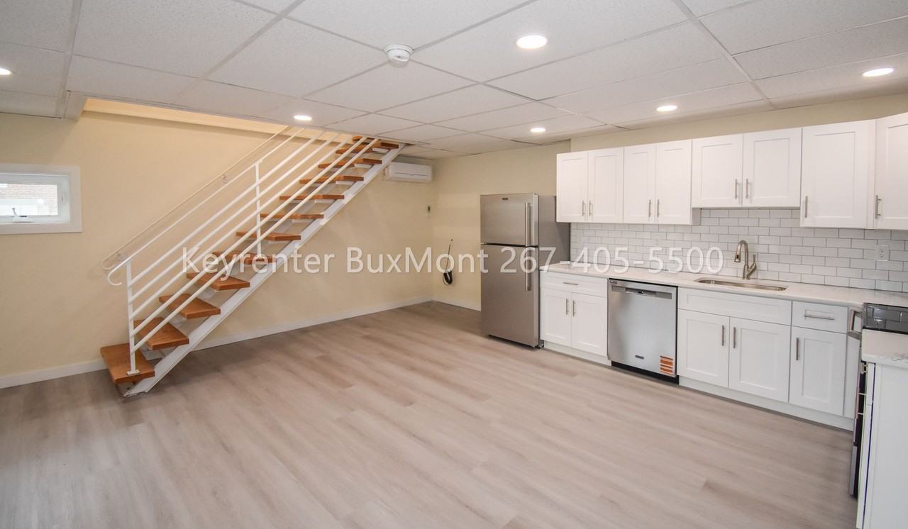 15 Clemens Rd - Photo 2 of 12