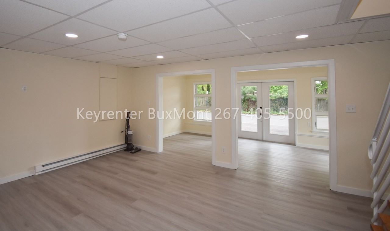 15 Clemens Rd - Photo 4 of 12