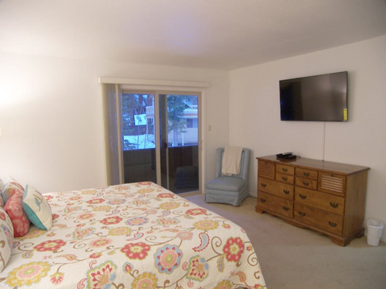 866 Northwood Blvd #26 - Photo 6 of 12