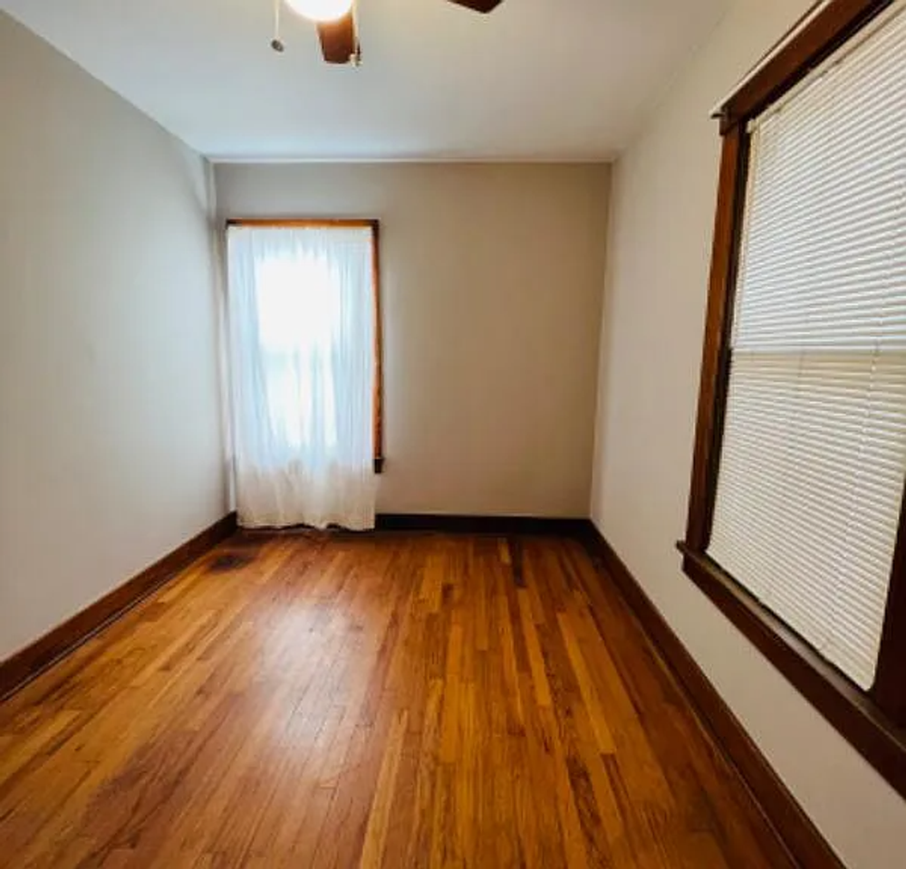 6116 Pinkney St - Photo 6 of 15