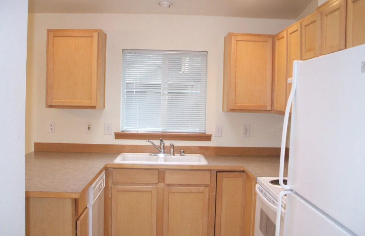 10506 57th Dr Ne - Photo 4 of 18