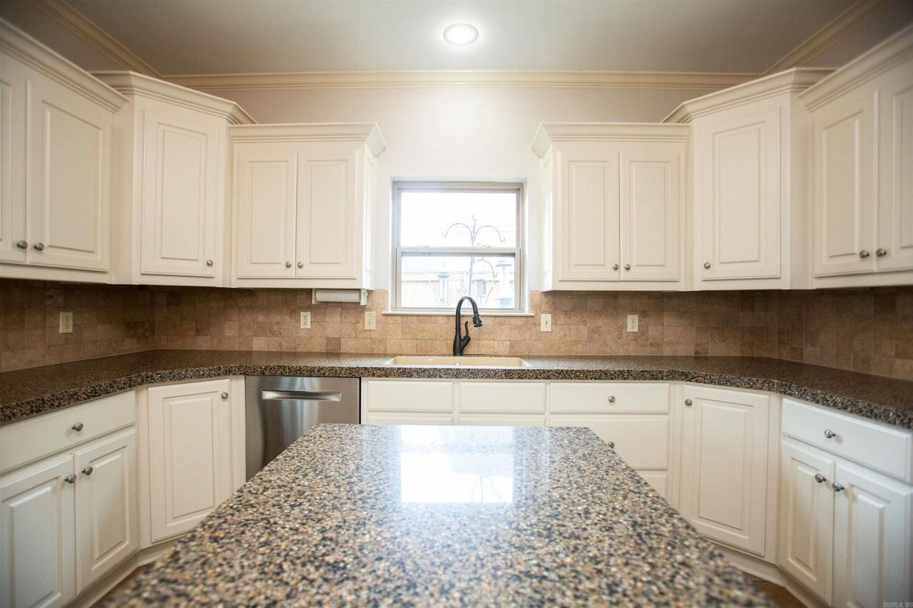2601 Sweetgrass Dr - Photo 2 of 20