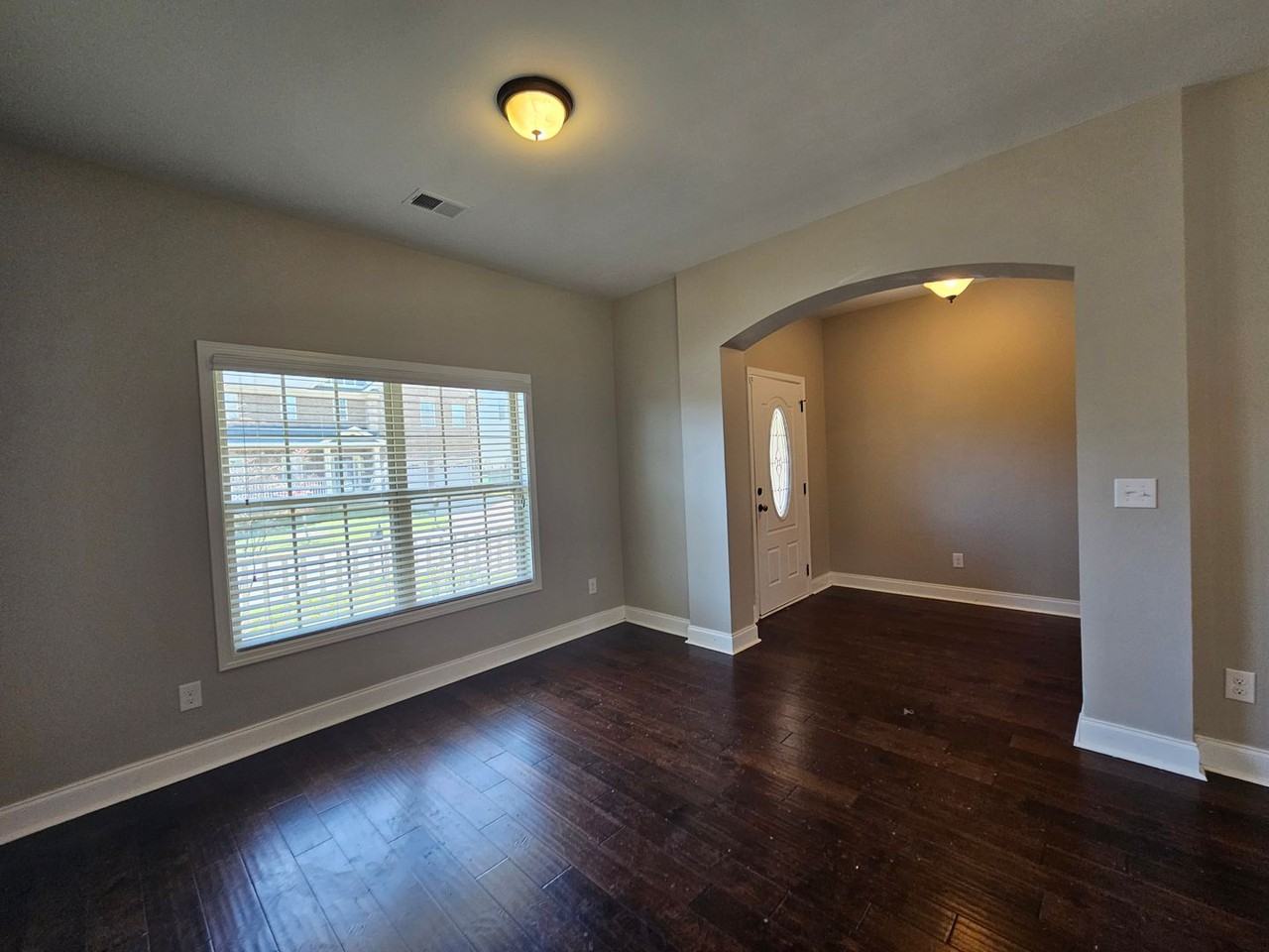 669 Pine Lilly Dr - Photo 3 of 26