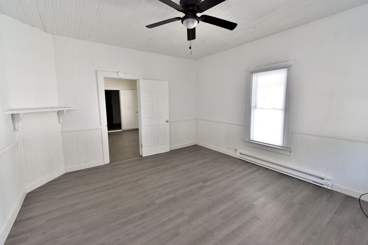 829 Gay St - Photo 2 of 8