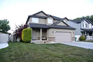 featured image of 1034 Cinnamon Ridge Ln