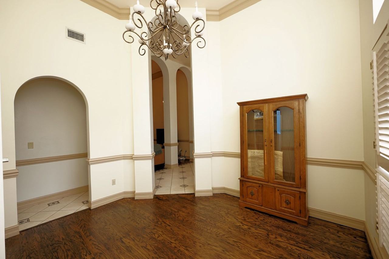 428 Riverchase Blvd - Photo 7 of 44