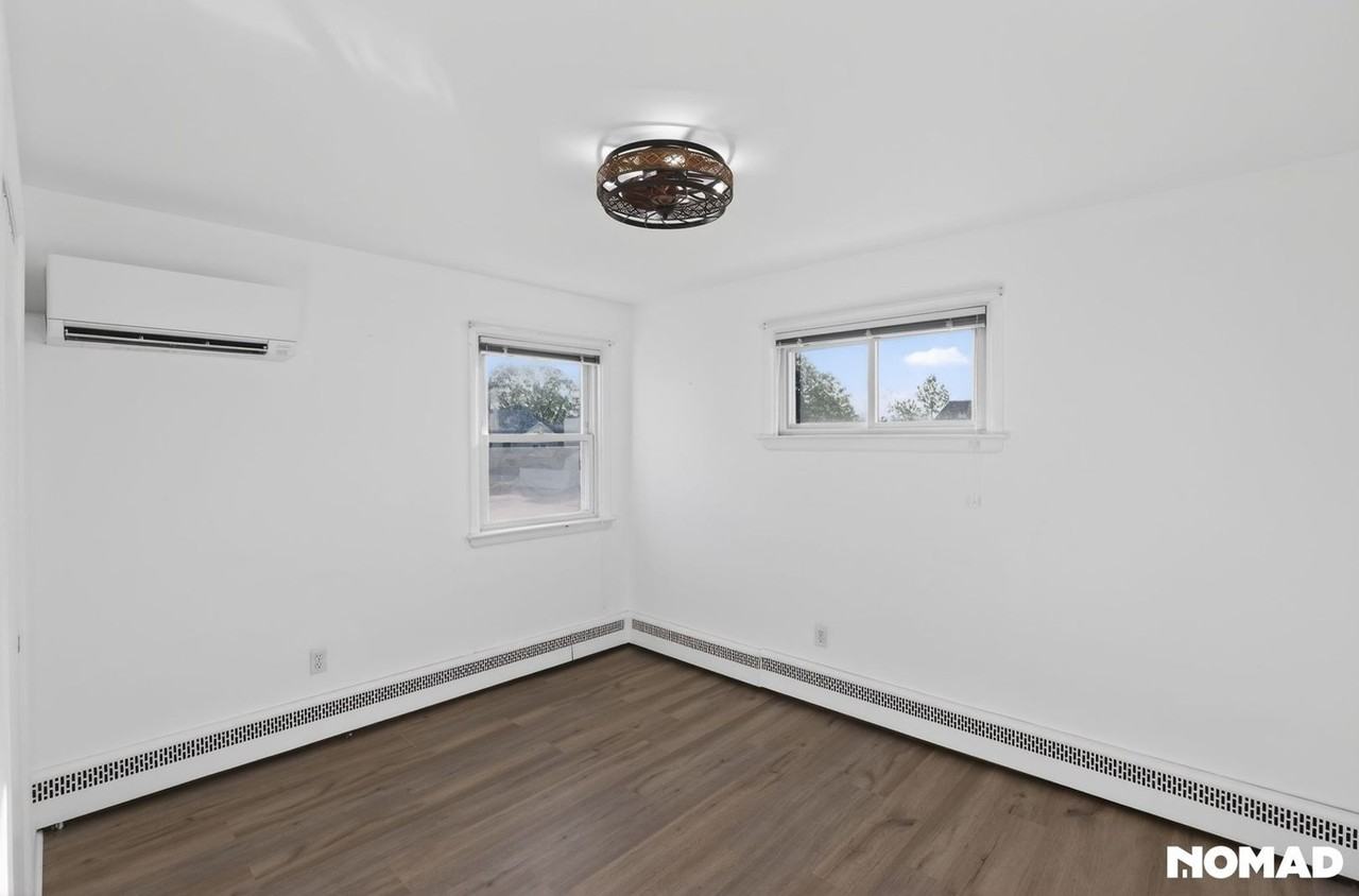 426 Myrtle Ave - Photo 7 of 15