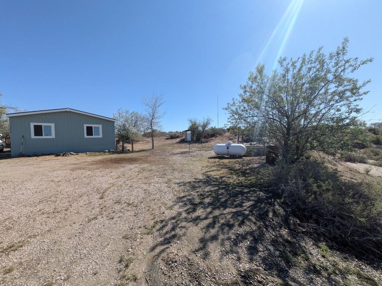 3146 Lone Tree Rd - Photo 4 of 23
