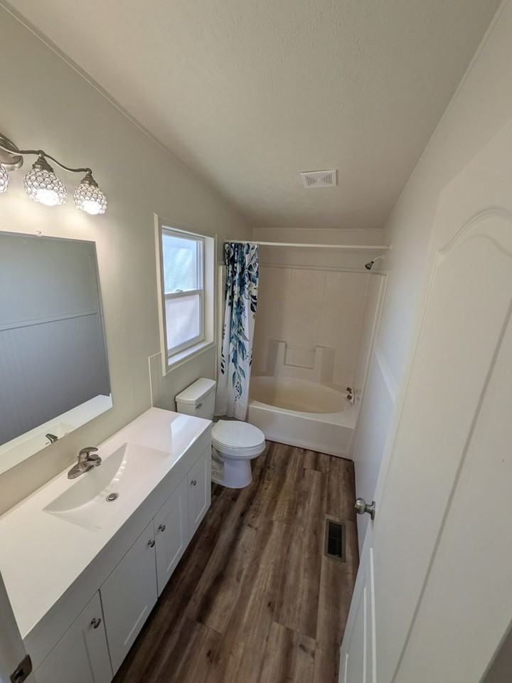 3146 Lone Tree Rd - Photo 5 of 23