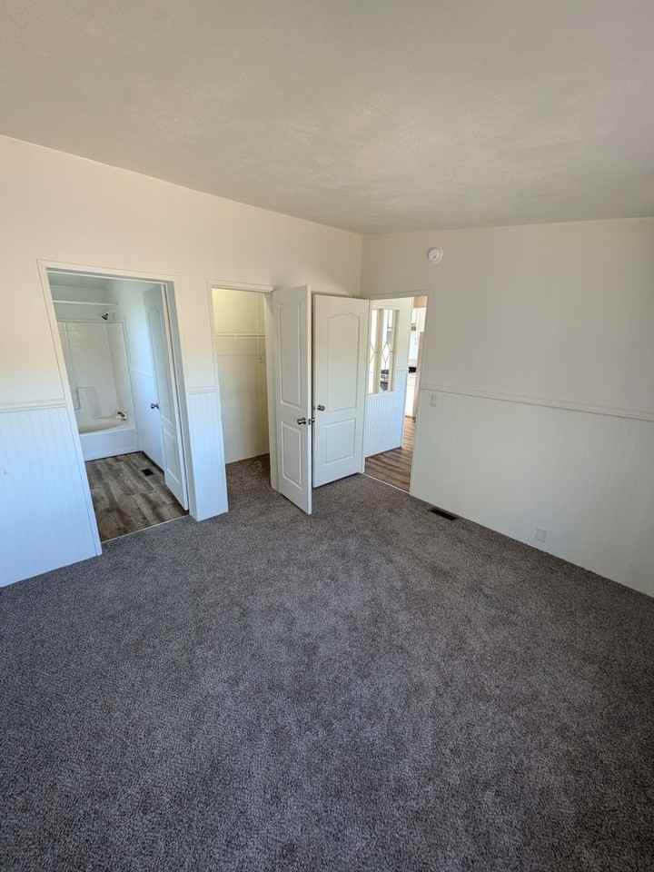 3146 Lone Tree Rd - Photo 6 of 23