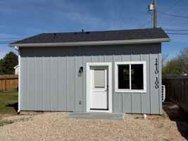 featured image of 1410 S Newell St #100