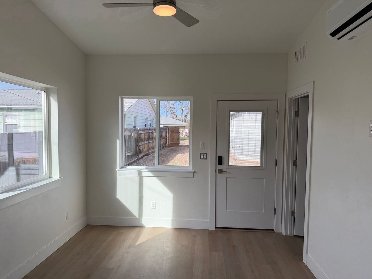 1410 S Newell St #100 - Photo 4 of 14
