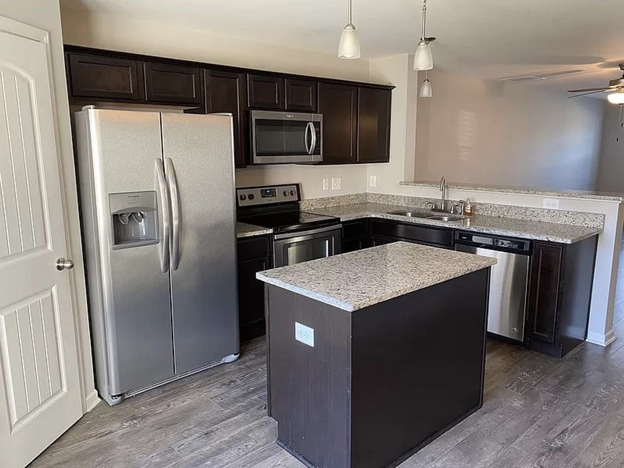 255 Cobblestone Place Dr - Photo 4 of 17