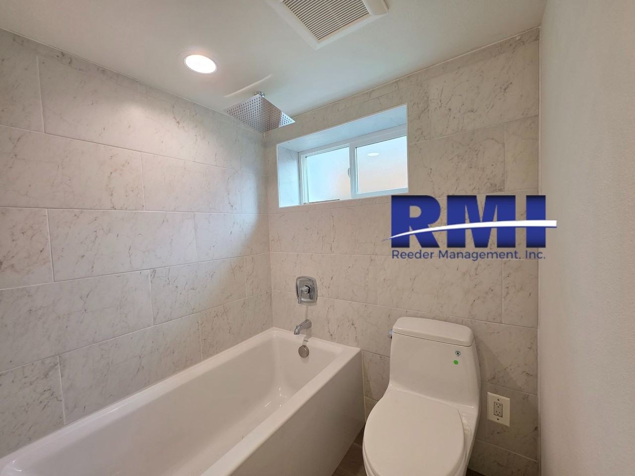 638 N Montgomery Ave - Photo 7 of 7
