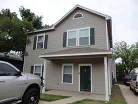 Nice 4 bedroom house close to down town! - Photo 1 of 1