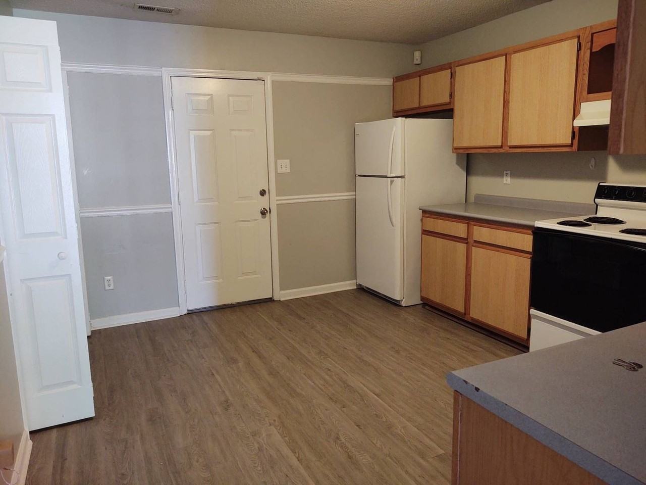 1110 Pueblo Dr - Photo 6 of 13