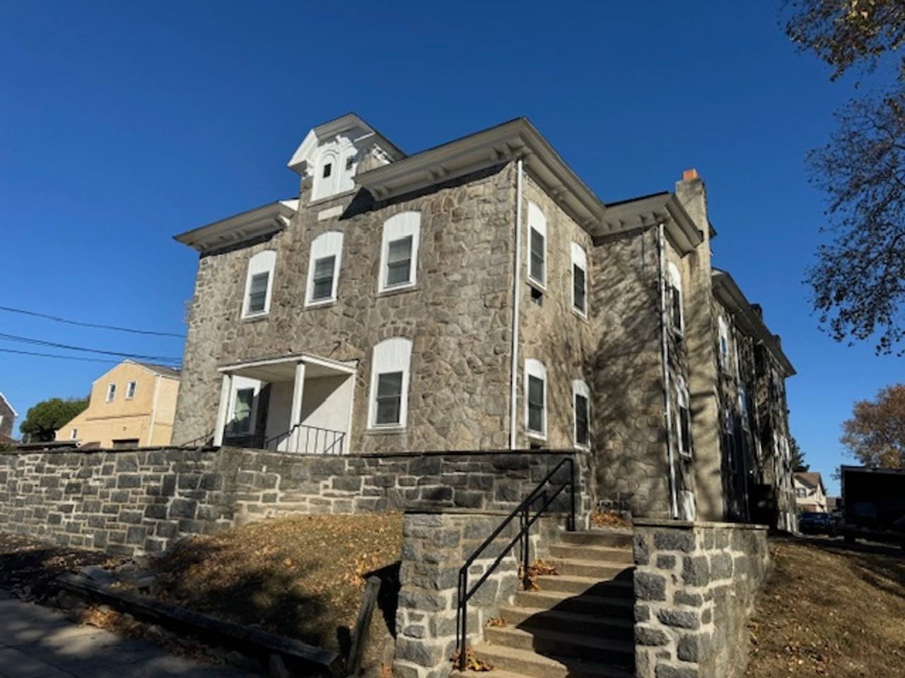 29 E Logan Ave - Photo 5 of 8
