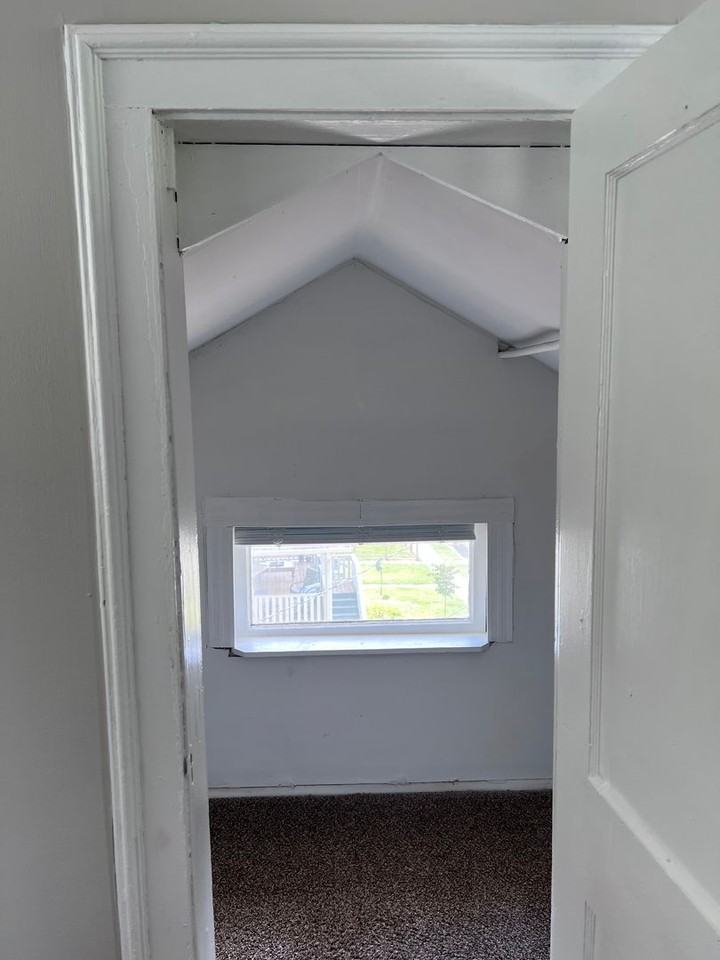1329 16th Ave S - Photo 4 of 13