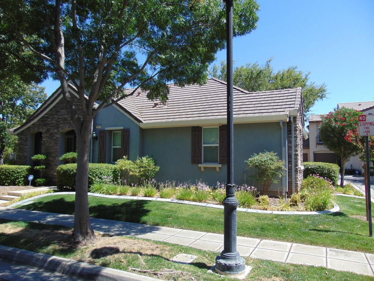 310 W Viento St - Photo 2 of 13
