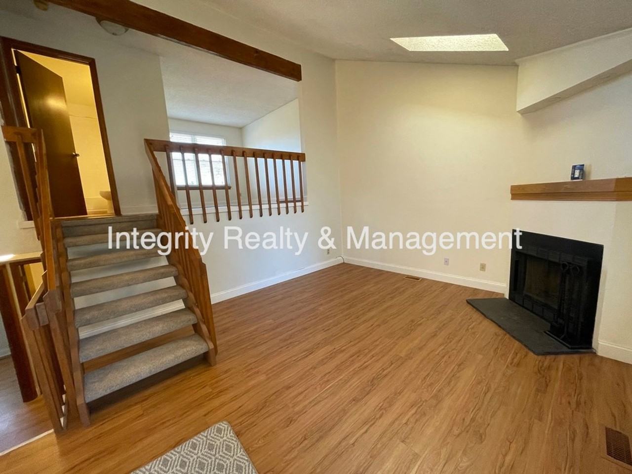 7777 S Steele St - Photo 3 of 22