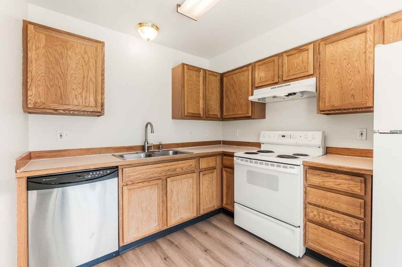 1812 E Coeur D Alene Ave - Photo 6 of 21