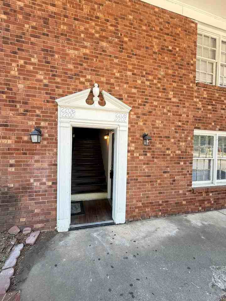 2202 S Main St - Photo 2 of 13