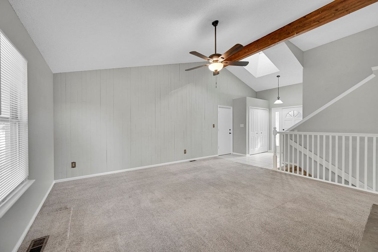 6940 Meadowwood Pl - Photo 5 of 30
