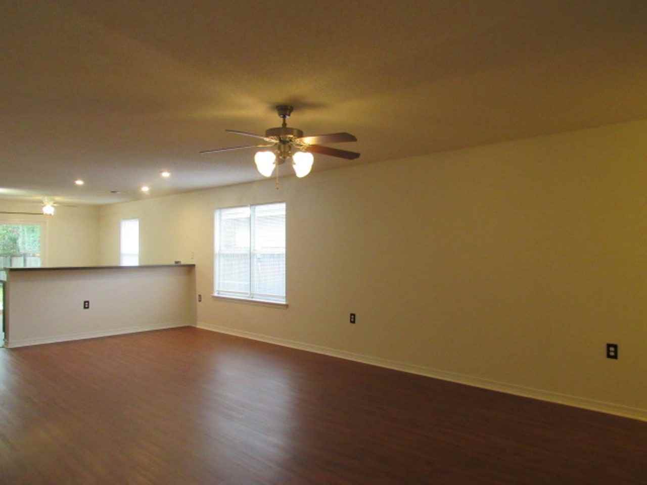 10509 Senegal Dr - Photo 3 of 13