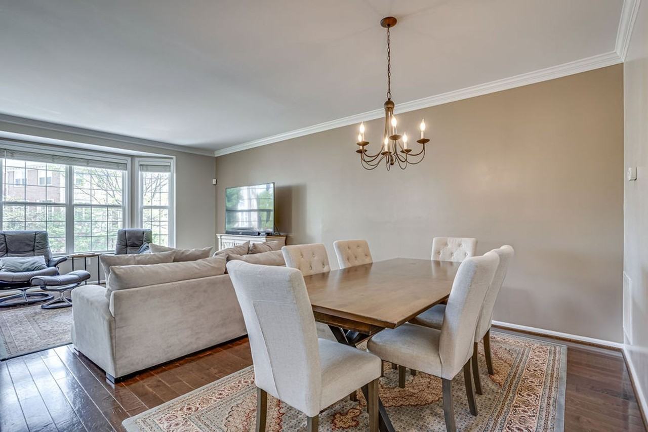 5736 Governors Pond Cir - Photo 6 of 37