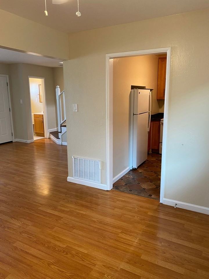 Village Drive Apartments - Photo 4 of 26