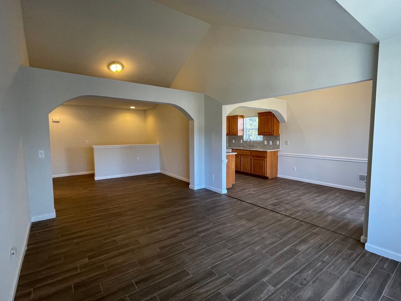 8170 W Annsbury Cir - Photo 6 of 37