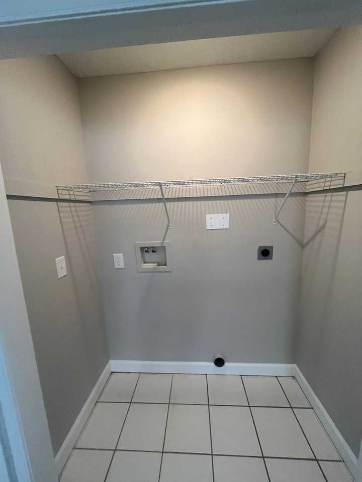 490 Bernice Snow Rd - Photo 5 of 12