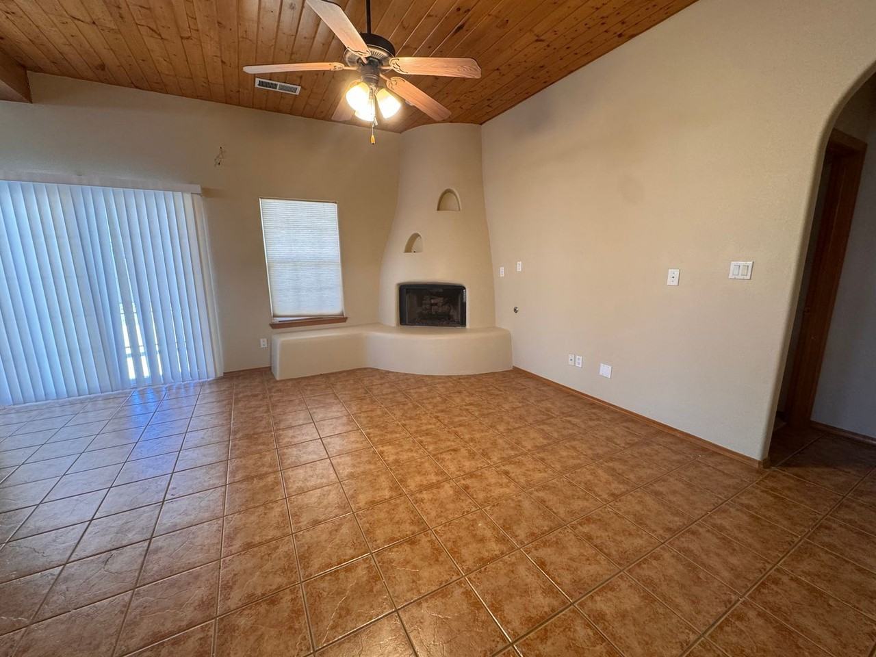5596 Timberfalls Rd Nw - Photo 7 of 24