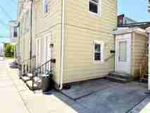 102 W Middle St - Photo 1 of 1