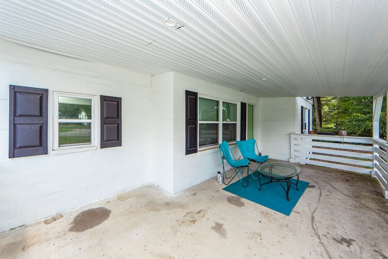 6933 Raymond Ave - Photo 2 of 33