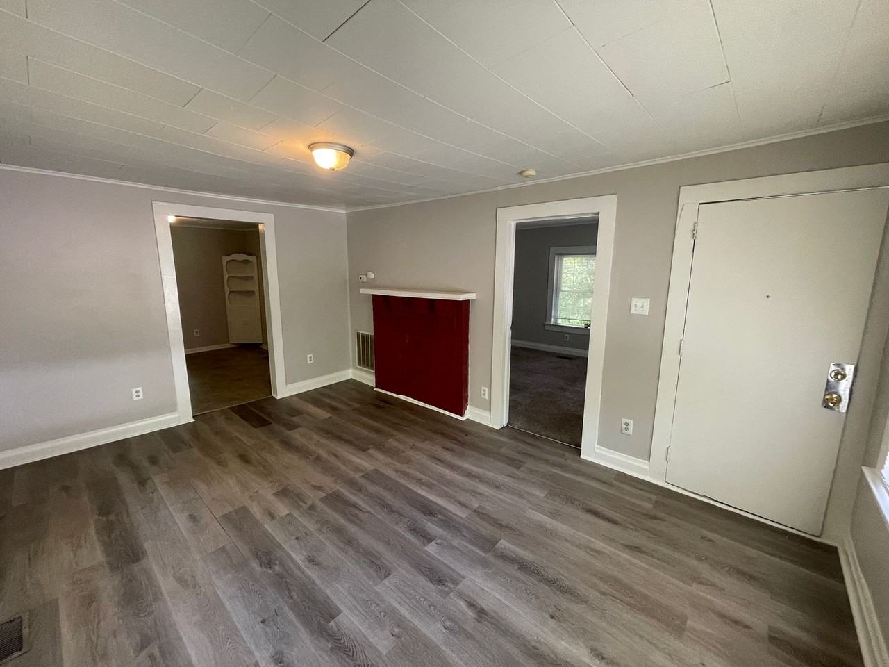 310 Norment Ave - Photo 2 of 10