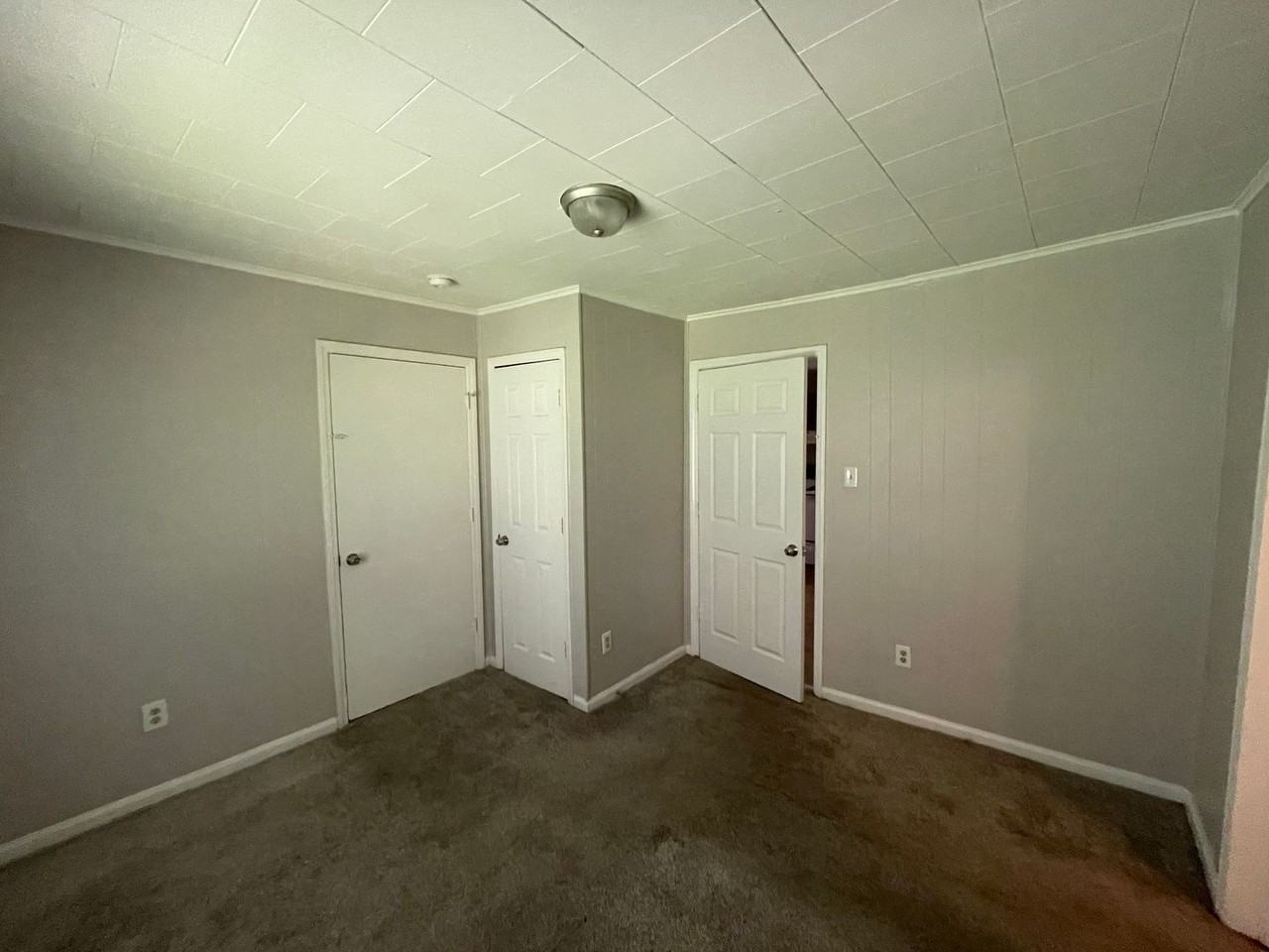 310 Norment Ave - Photo 6 of 10