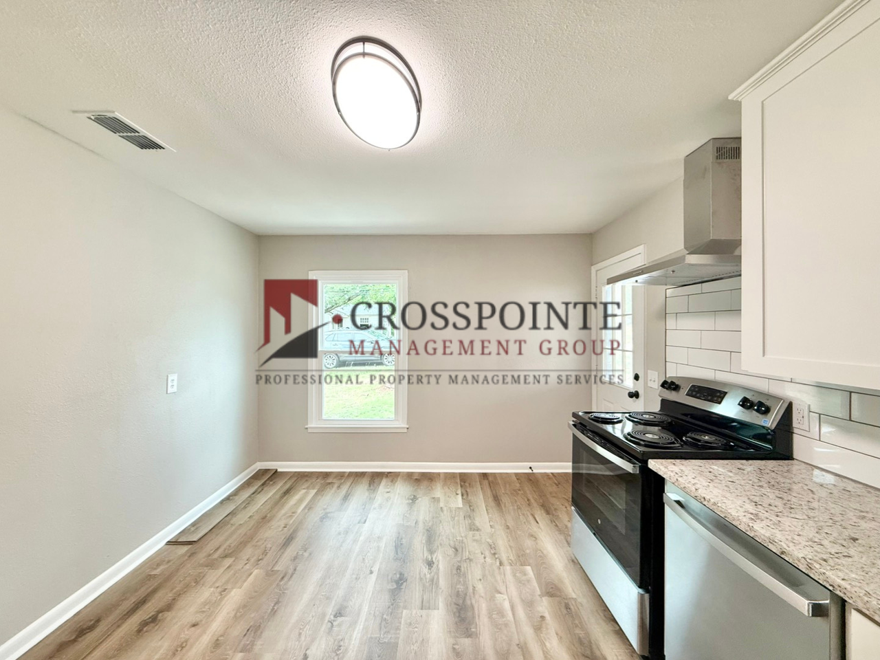 311 N Virginia Ave - Photo 7 of 20