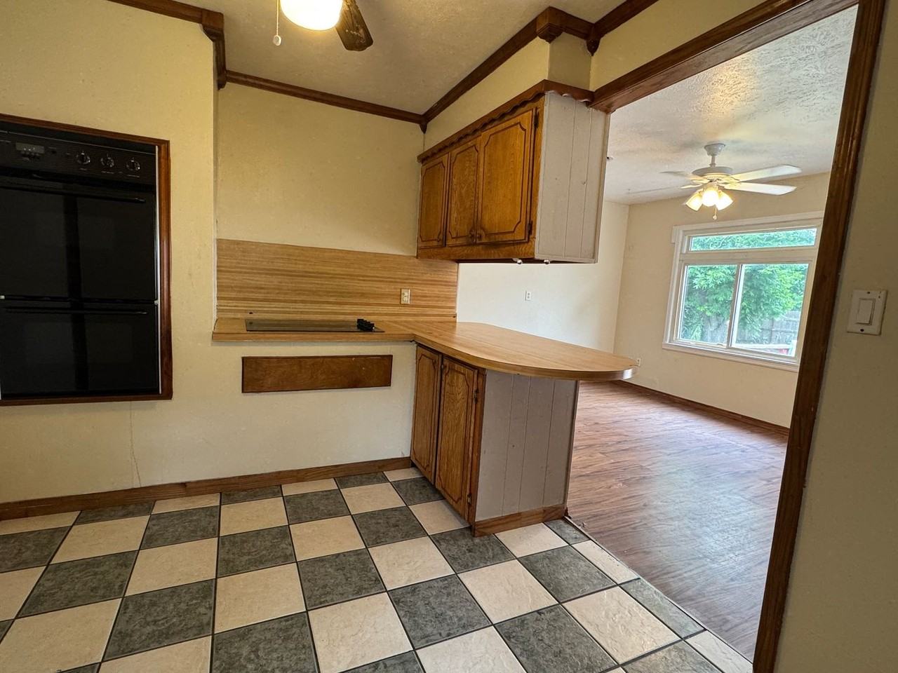 1414 Nw Lindy Ave - Photo 6 of 14