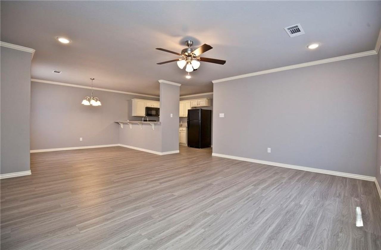 1253 N Rupple Rd - Photo 2 of 21