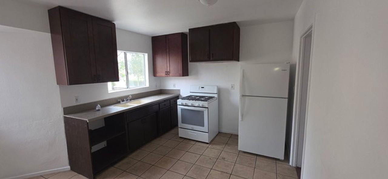 4914 St Elmo Dr - Photo 2 of 7