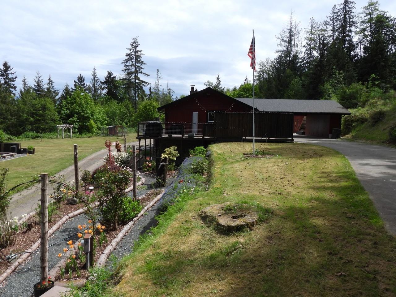 243096 Highway 101 - Photo 3 of 20