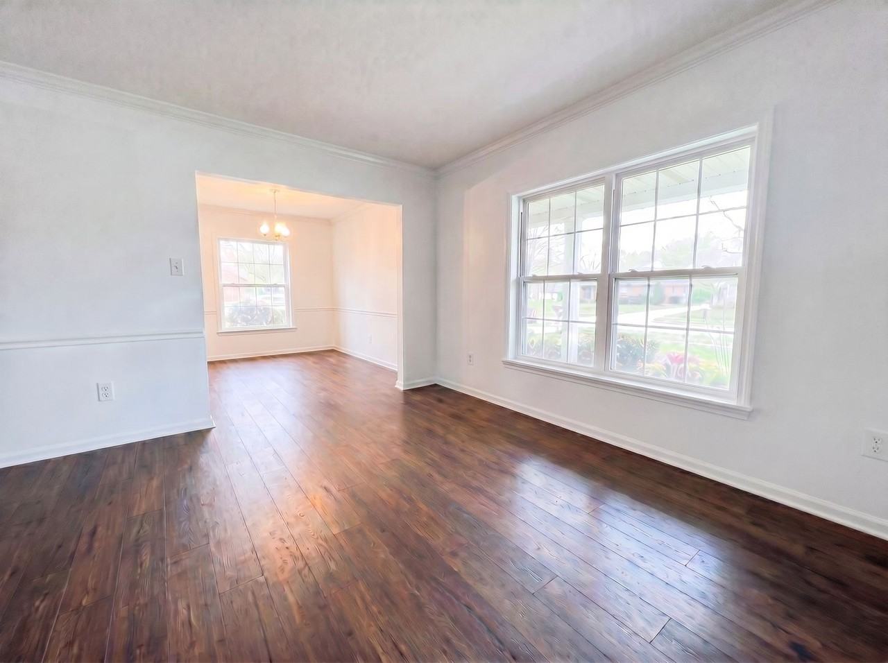 3103 Rainier Dr - Photo 2 of 9
