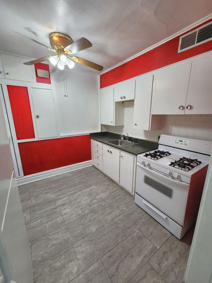 908 Sw Buchanan St - Photo 5 of 15