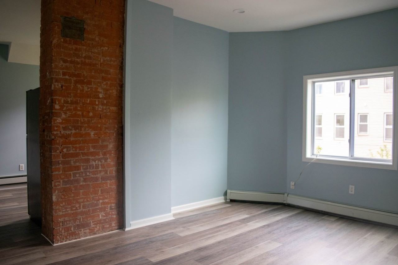 62 Shelton Ave - Photo 3 of 11