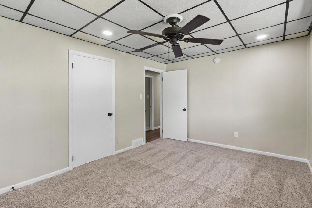 6101 Blue Valley Ave - Photo 7 of 26