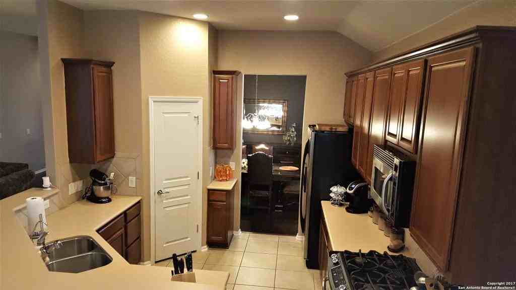 4426 James Bowie - Photo 3 of 10