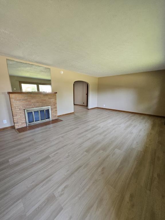 212 Maevi Dr - Photo 5 of 23